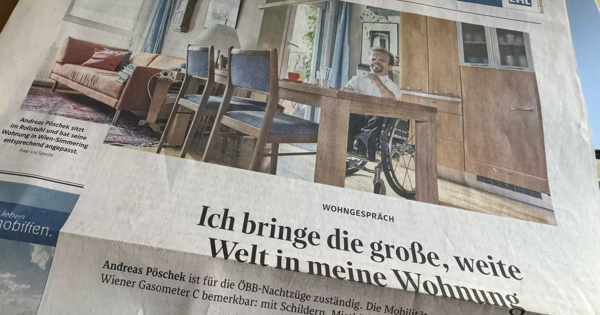 Der Standard 30.10.2023, Wohnen im Gasometer: “Ich bringe die weite Welt in meine Wohnung”