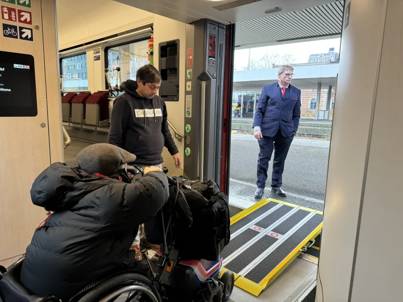 Überwinden von Barrieren in der Mobilität dank Persönlicher Assistenz