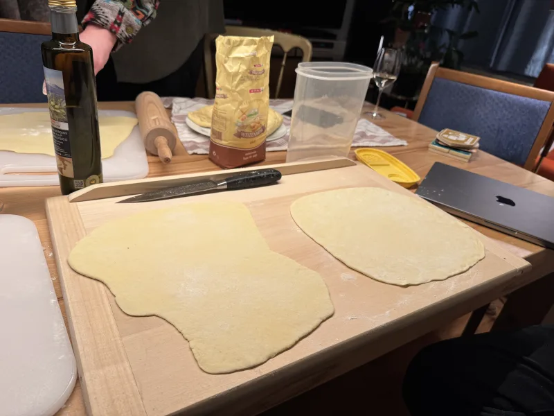 Gemeinsames Pizzabacken mit Persönlicher Assistenz